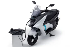 4 Motor Listrik Yamaha...