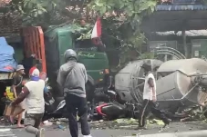 Oleng ke Kiri, Sopir...