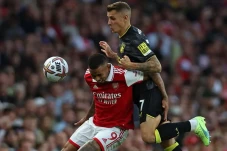 Arsenal vs Aston Villa:...