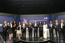 MNC Asia Holding Fokus...