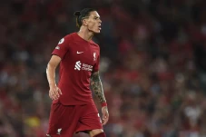 Everton vs Liverpool:...