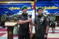 Mayjen Totok Imam Santoso...
