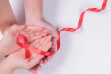 HIV Bisa Dicegah dengan...