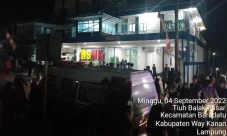 Ledakan dan Percikan...