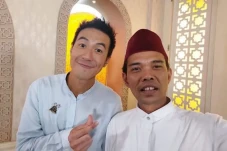 Sempat Dikira Jadi Mualaf...