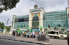 Suharso Monoarfa Dicopot,...
