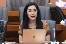 Rieke Diah Pitaloka...