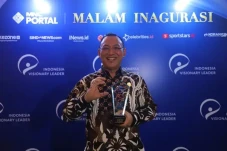Wali Kota Cilegon Raih...