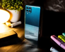 HP Samsung Aman Dimainkan...