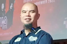 Dewa 19 Gelar Konser,...