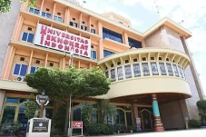 6 Universitas Terbaik...