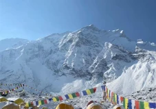 7 Gunung Paling Berbahaya...
