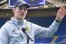 Chelsea Resmi Pecat...