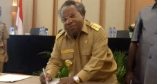 BREAKING NEWS! KPK Tangkap...