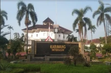Karawang Darurat, Rangkap...