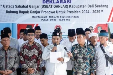 Giliran Ustaz dan Santri...