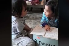 Viral! Video Bocah Tak...