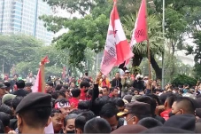 Hendak ke Istana Negara,...