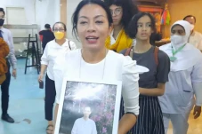 Abu Jenazah Reza Gunawan...