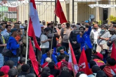 Demo Tolak Kenaikan...