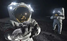 NASA Siapkan Pakaian...
