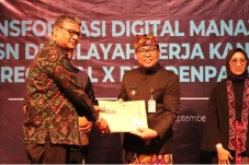 Denpasar Raih BKN Award,...