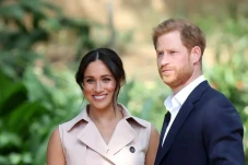 Meghan Markle Tak Temani...