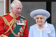 Ratu Elizabeth II Mangkat,...
