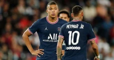Neymar dan Kylian Mbappe...