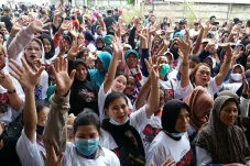 Saga Gelar Bazar Sembako...