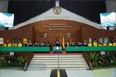 Wisuda Tatap Muka Perdana,...