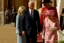 Joe Biden Akan Hadiri...