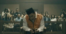 CERMIN: Malaikat dalam...