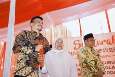 Warga Serdang Bedagai...