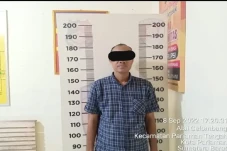 Kades Hamili dan Menikah...