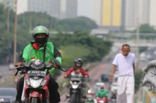 Tarif Ojol Naik, Ekonom...
