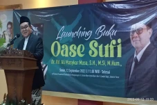 Ulang Tahun ke-60, Ali...