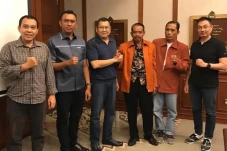 Hary Tanoe Bertemu Ketua...