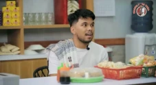 Thariq Halilintar Tolak...