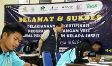 Kementan Bekali Petani...