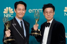 Lee Jung Jae dan Sutradara...
