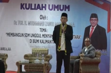 Dihadapan Mahasiswa...