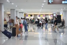 Angkasa Pura I Layani...
