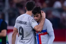 Barcelona Dibungkam...