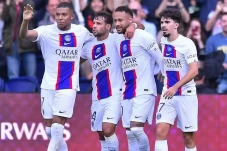 PSG Ubah Skema Permainan...