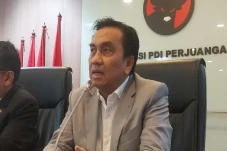 Effendi Simbolon Temui...