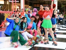 Rayakan HUT ke-13, Central...