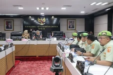 Datangi MKD DPR RI,...