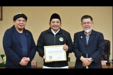 Ingin Bangun Madrasah...