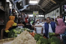 Mendag Zulhas: Harga...